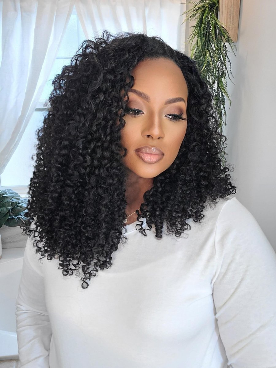20'' water kinky curly bundle weft hair extension
Here's the link:
curlsqueen.com/234-natural-bl…

Shop the same #waterkinkycurly #bundles #weavebundles #extensions #sew in with #leaveout for #naturalhairy