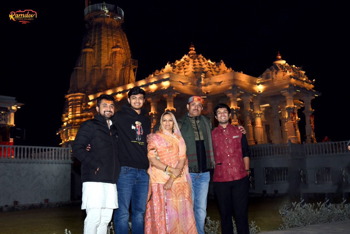 RavindraBhati__'s tweet photo. "इतिहास स्वयं को दोहराता है" 
इस कहावत को चरितार्थ होते कई बार सुना था, जैसे गुजरात में गिर की पहाड़ियों में अवस्थित सुदर्शन झील का निर्माण मौर्यकालीन गवर्नर पुष्य गुप्त ने करवाया था जबकि जीर्णोद्धार शक शासक रुद्रदामन और गुप्त शासक स्कंद गुप्त ने करवाया था…@Raopremofficial https://t.co/ycIHk2lhE3
