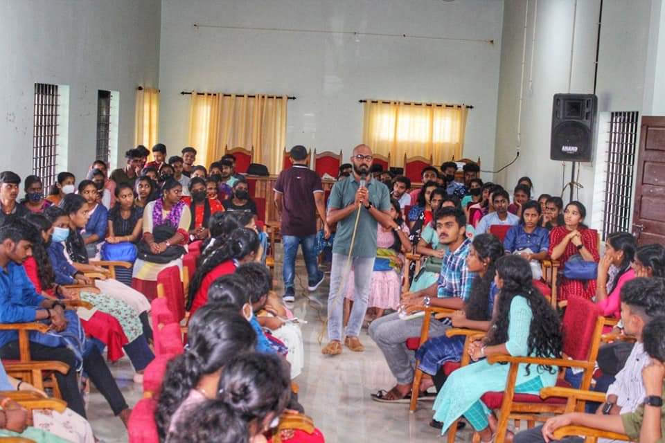 manubs1's tweet photo. #manubhasmakattu
#4youfoundation https://t.co/nGxkBmnuBt