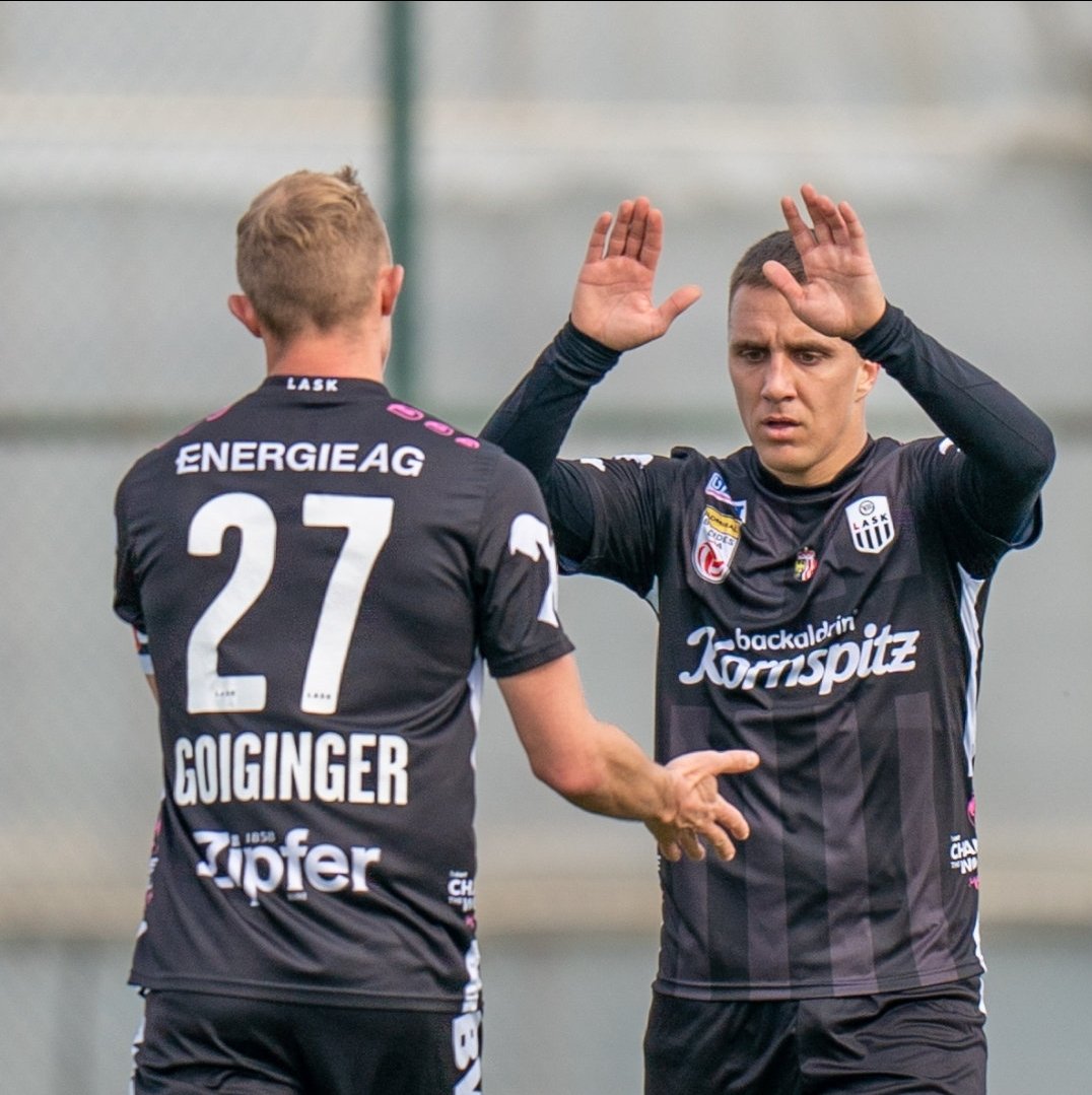 Hazırlık Maçlarında LASK:

✅ Wisla 1-3 LASK 
❓ LASK 1 -1 Termalica
✅ CSKA Sofia 1-3 LASK
✅ Hiroshima 1-2 LASK
✅ LASK 4-3 Kapfenberg
✅ LASK 5-1 Vorwärts