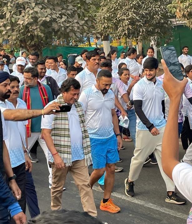 tweetamiya's tweet photo. Did you ? I participated.
As he said ,a beautiful Sunday morning for the marathon. What other than sports can be the best way to stand for noble cause.
#Educationforall
#educationforodisha
#soiltosilver
Special thank to @dr.achyutasamanta Sir. https://t.co/njrQFSzhIr