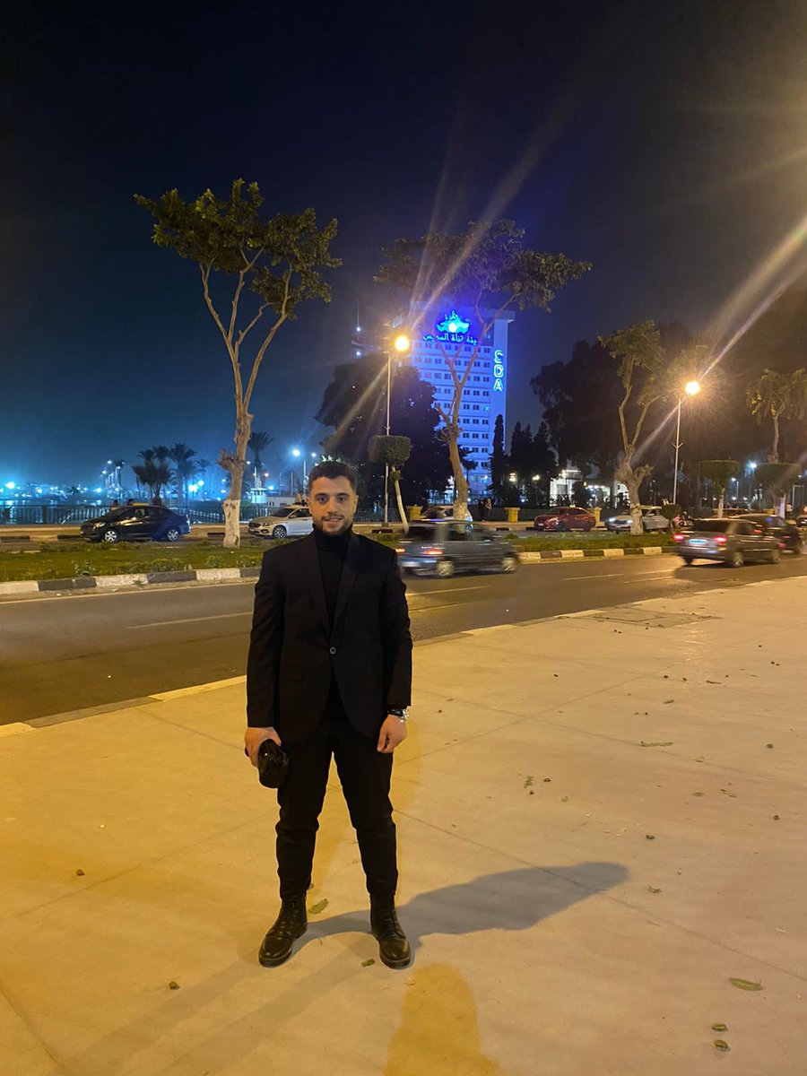 Os07Ahmed's tweet photo. Black not always black . https://t.co/MI2I25m1ai