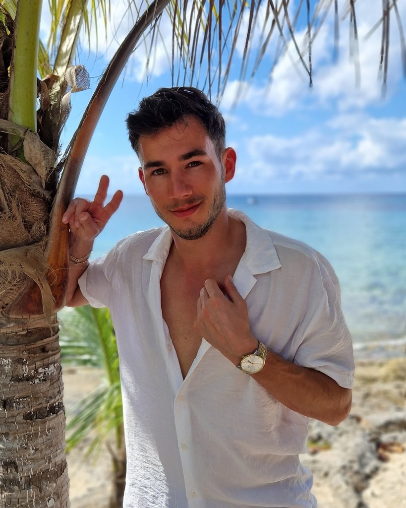 DANISH DESIGN tweet media