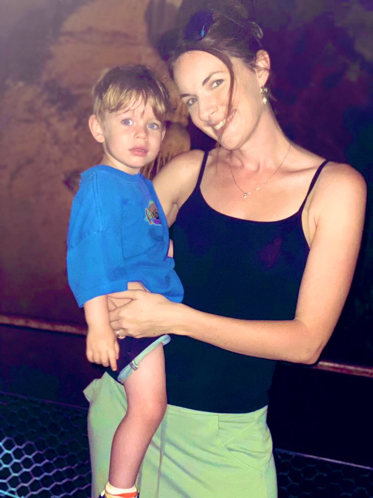 HelenGreen2021's tweet photo. When your mum ruins your first cave tour with a running commentary from her thesis https://t.co/TheIwqcpMJ