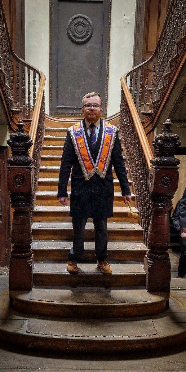 Ross__92's tweet photo. Yesterday, my Lodge held their yearly installations. I was privileged to be installed as Master. No better venue to be installed than Craigavon House. Only to of been inside here all them years ago..mm https://t.co/7AB7Ni7E6L