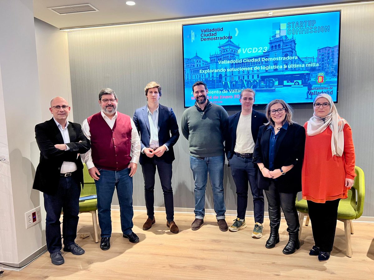 StartUp Commission tweet media