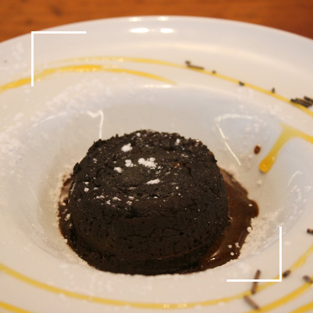 Domingo de postres 🔝 en El Trébol ☘️

𝗥𝗲𝘀𝗲𝗿𝘃𝗮 𝗲𝘀𝗰𝗿𝗶𝗯𝗶𝗲́𝗻𝗱𝗼𝗻𝗼𝘀 𝘂𝗻 𝘄𝗵𝗮𝘁𝘀𝗮𝗽𝗽 𝗼 𝗹𝗹𝗮𝗺𝗮́𝗻𝗱𝗼𝗻𝗼𝘀 𝗮𝗹 983 27 24 20✍️