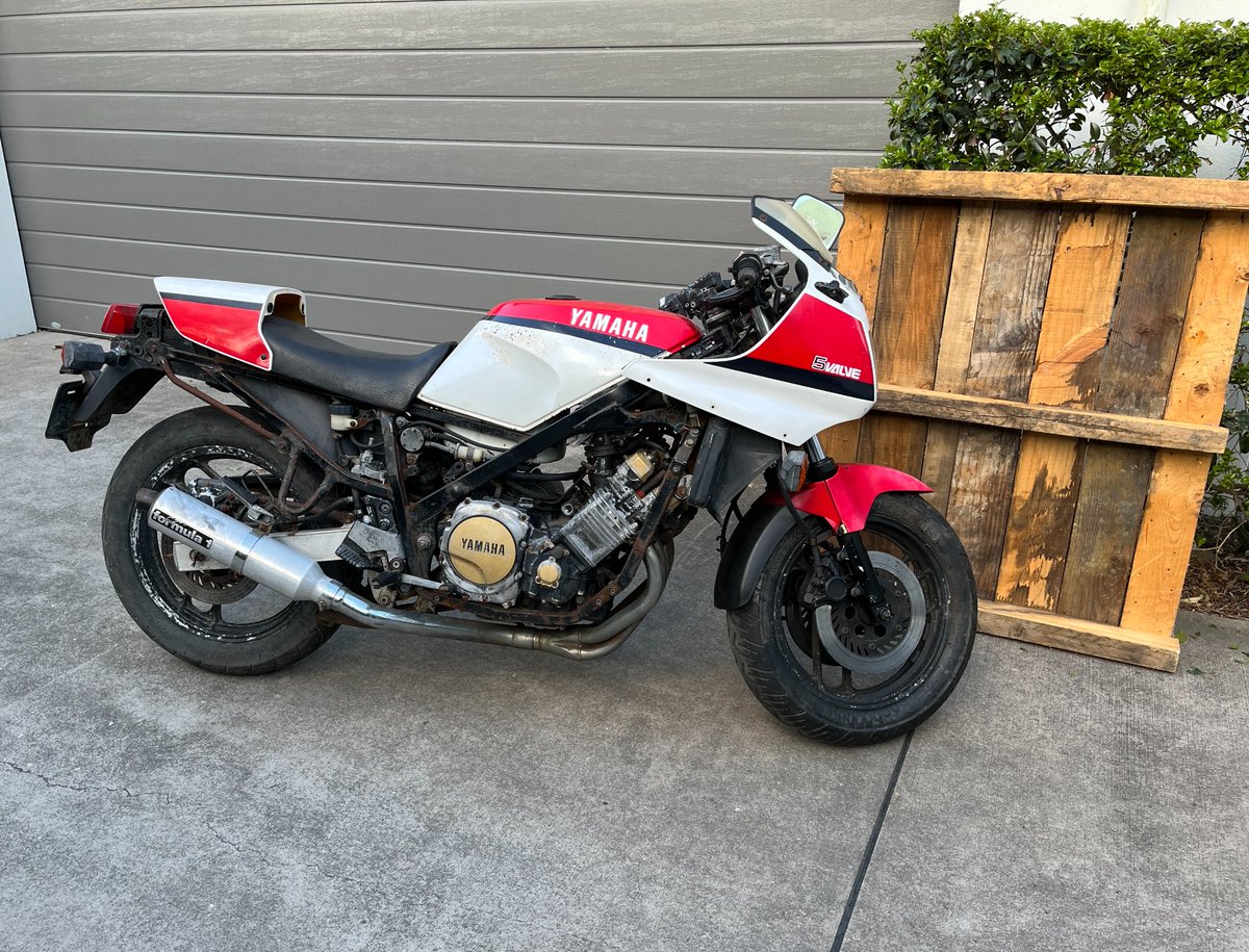 Biketech7's tweet photo. New Restoration - Yamaha FZ750 https://t.co/PFLrSImTua
#Yamaha #FZ750 #ClassicBike #Biketech7 #20valve https://t.co/WRegXeTZ1M