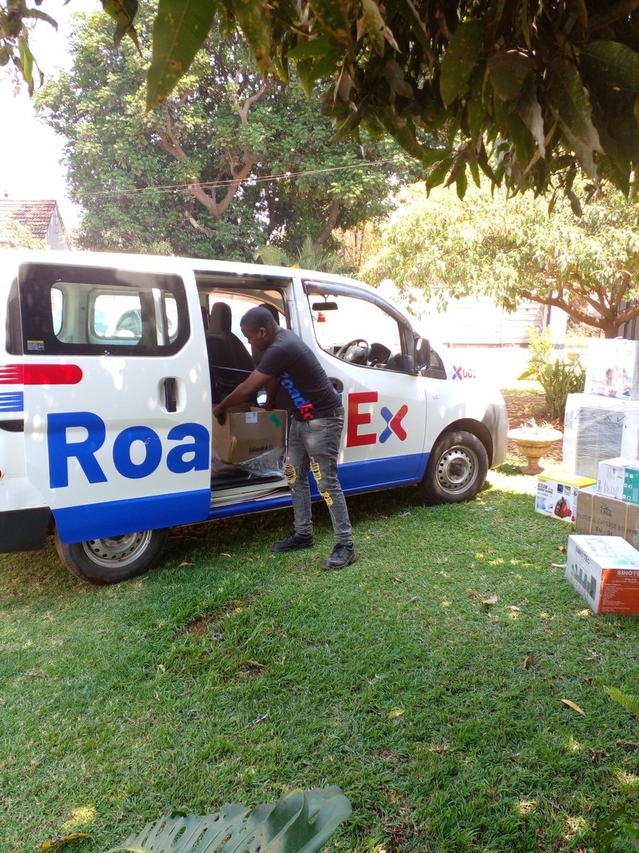 RoadEx001's tweet image. Sunday &amp;amp; delivering!

We deliver for you &amp;amp; your client.

#TsvagaiMari
#MakeItHappen