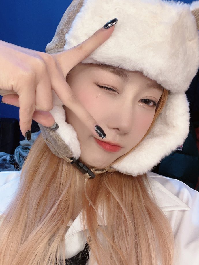 picsofhandong's tweet image. from weibo update ❤️‍🔥