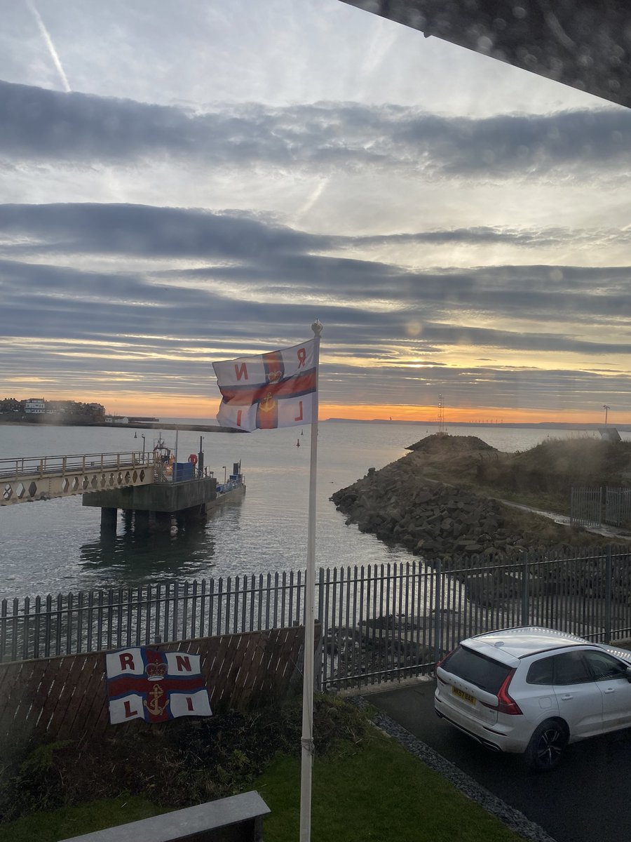 loshpot's tweet photo. ILB onshore tow exercise this morning #RNLI #RNLITraining #Teacher5aday https://t.co/vDrC3SNezO