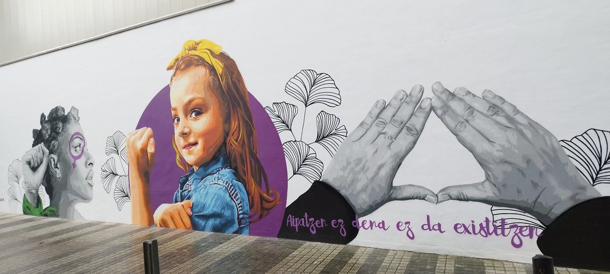 JaviMostoles's tweet image. "Aipatzen ez dena ez da existitzen"
("Lo que no se menciona no existe")
Mural en la pared del polideportivo de Areatza #bilbostack2023
