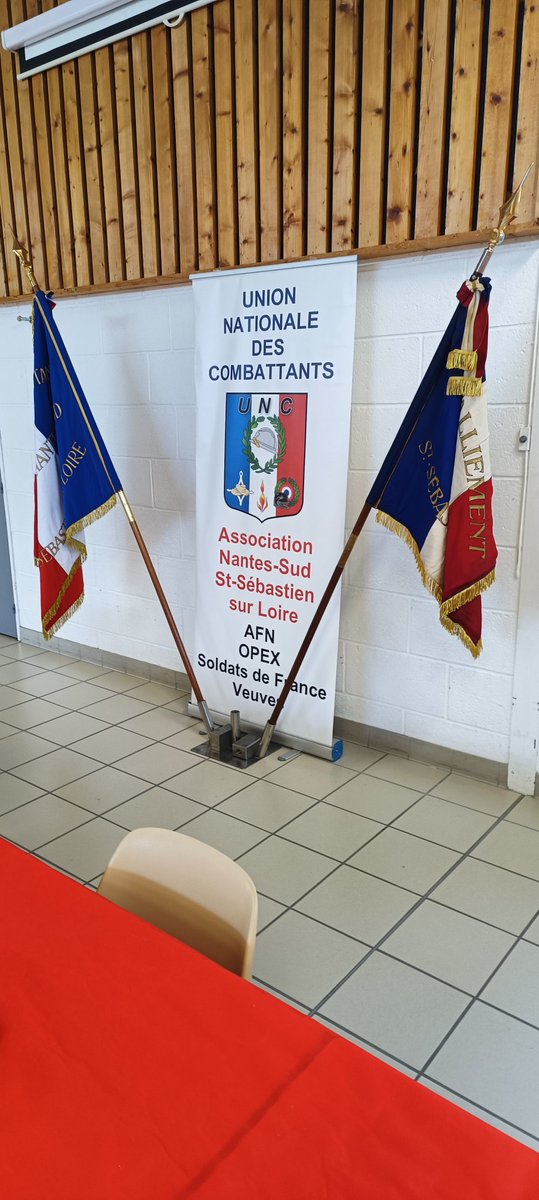 Frionjeff's tweet photo. Assemblée générale de l'UNC Nantes sud et st Sébastien sur loire. Rigueur dans ce moment de réunion puis prolongé par un période de convivialité. https://t.co/R9ZEPN9qjn