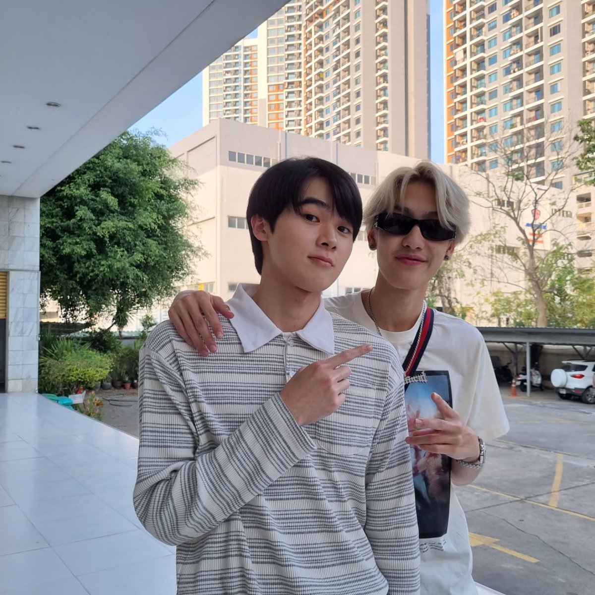 TARAtiwatOFC's tweet photo. มีซ้อมหรืออะไรกันรึป่าวน้าาา

#พี่จะตีนะเนย
#Taratiwat #bommu #yellowskrt
Cr : oa_nav https://t.co/vH2I5IOguo