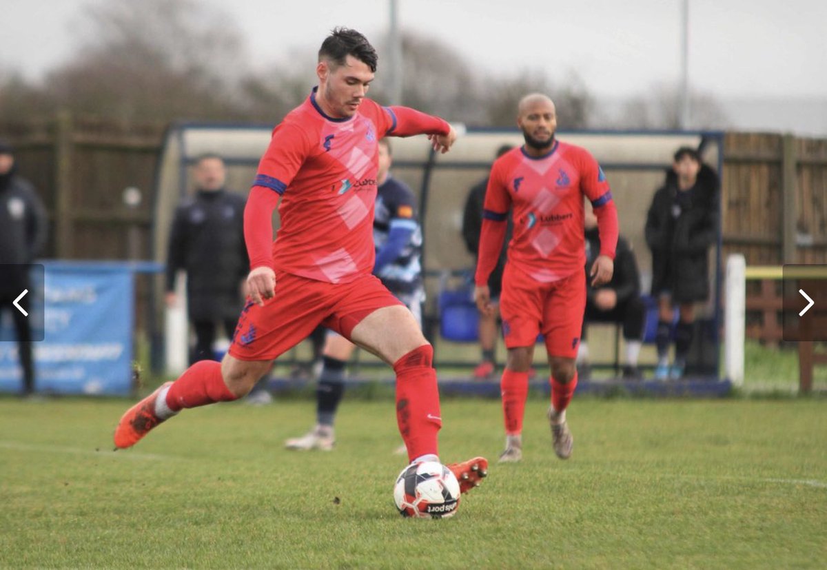 YESTERDAYS MOM -

<a href="/JThomoW/">Jack Thomson-Wheeler</a> 

Solid display in midfield⚽️💙💛