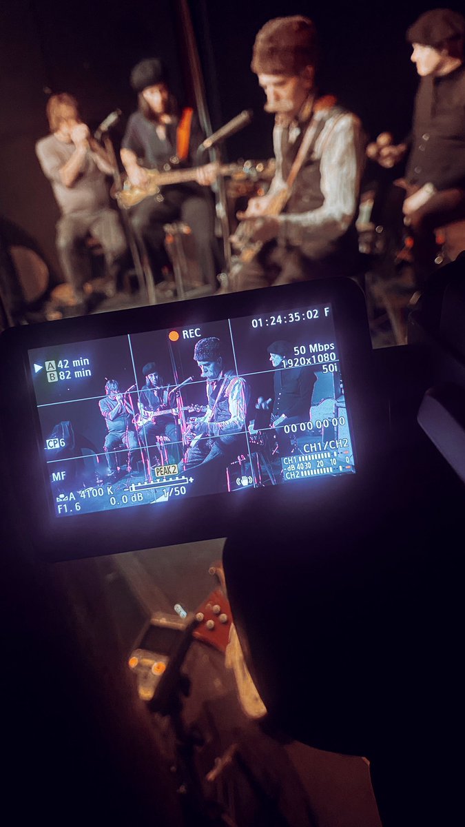 GaryWestonFilms's tweet photo. Thee Wild Billy Childish, The Chatham Singers, The Singing Loins #filmcomingsoon #BTS #videoproduction #filming #musicvideo https://t.co/T86gKqYjMC