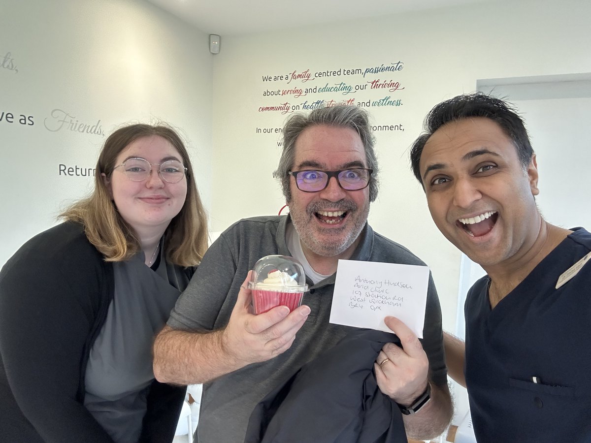 AVIDClinic's tweet photo. Happy birthday to our friend Tony! We hope you have a lovely day (with lots of cake) 🧁🤩🍰🎉🎂🥳 https://t.co/eI9XmPxKm8
