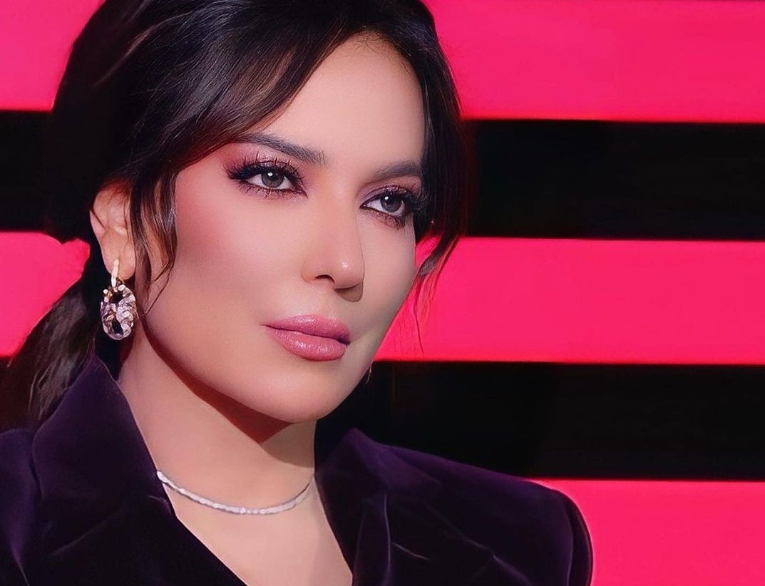 oday_official's tweet photo. @NidalAlAhmadieh مو لأني بحبا كتيييير كتيير لأمل
بس عنجد اجمل حلقة بهالبرنامج من لما بلش
اديشك لبقة ومحترمة ومثقفة وانيييقة
اديشك محبة وعفوية ولطيفة ولزيييزة
#أمل_عرفة نجمتنا الاولى لمنشوف حالنا فيكي
كلنا منحبك ومنحترمك واسمك بيعنيلنا كتير

@AmalArafaa @AssalaOfficial
(كلامك عن #اصالة بكبر القلب) https://t.co/F4sojlvlk7