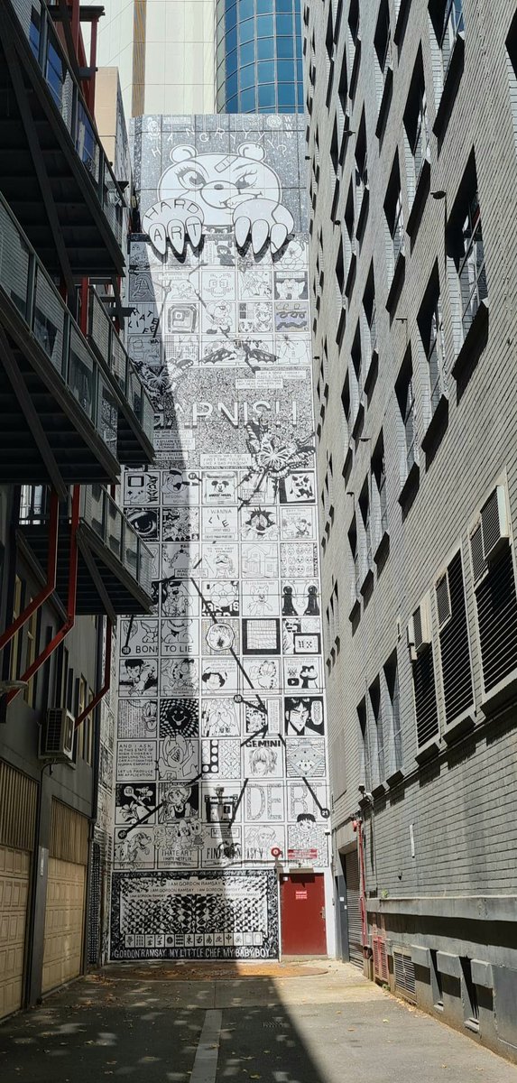 TsakonasA's tweet photo. Activating Melbourne's public spaces. Great recent laneway mural by #bootlegcomics in Crown Place. #StreetArt #Melbourne https://t.co/HRBfAhzZBy