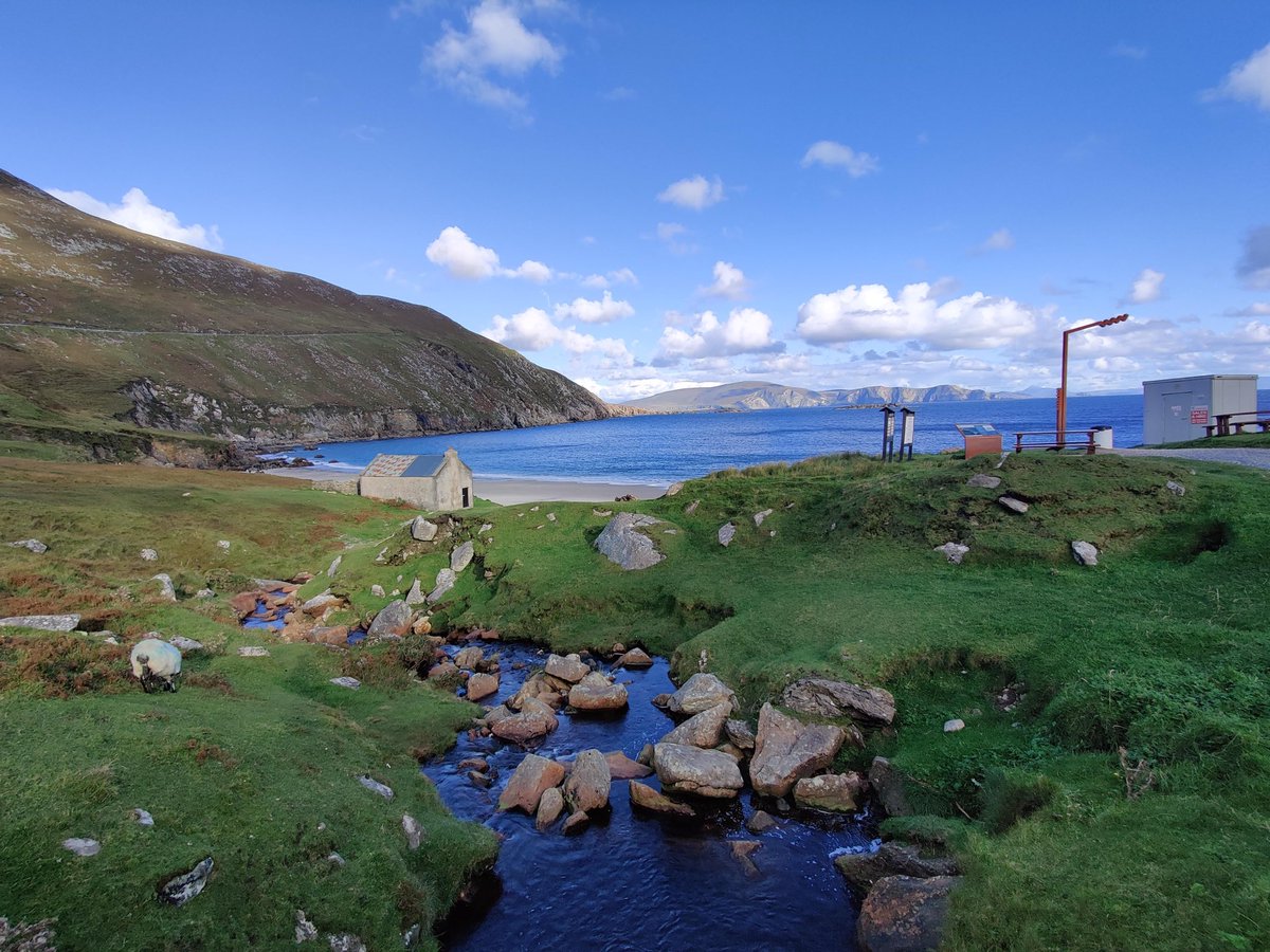 saurabhebbalkar's tweet image. Reminiscing Keem Beach on Achill island