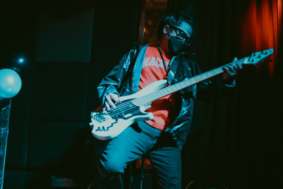 fragmentscult's tweet photo. Thank you for having us last night Chicosci!
We had fun and we hope you guys did too!
Photos by Renuel Fallore
#fragmentscult
#chicosci
#MacbethPH
#tunelabph
#KNYACollective https://t.co/IqrjKeiKVv