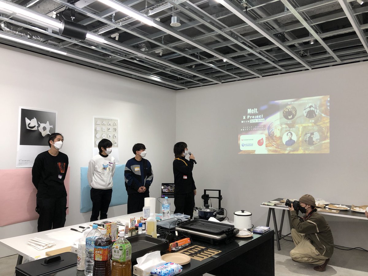 SILKFOOD_Ellie's tweet photo. 3Dプリンタがこれまでにない形状の食品を生成する時代。
同一素材が形状に応じ、どのように食感に影響するか勉強させて頂きました!
#3D構造体食感ビュッフェ
#コンピュテーショナル食感デザイン
#foodtech
#foodprint
#高次素材設計技術研究舎
#Melt
#ByteBites
#ライスジュレ https://t.co/eHtYFCyf8W