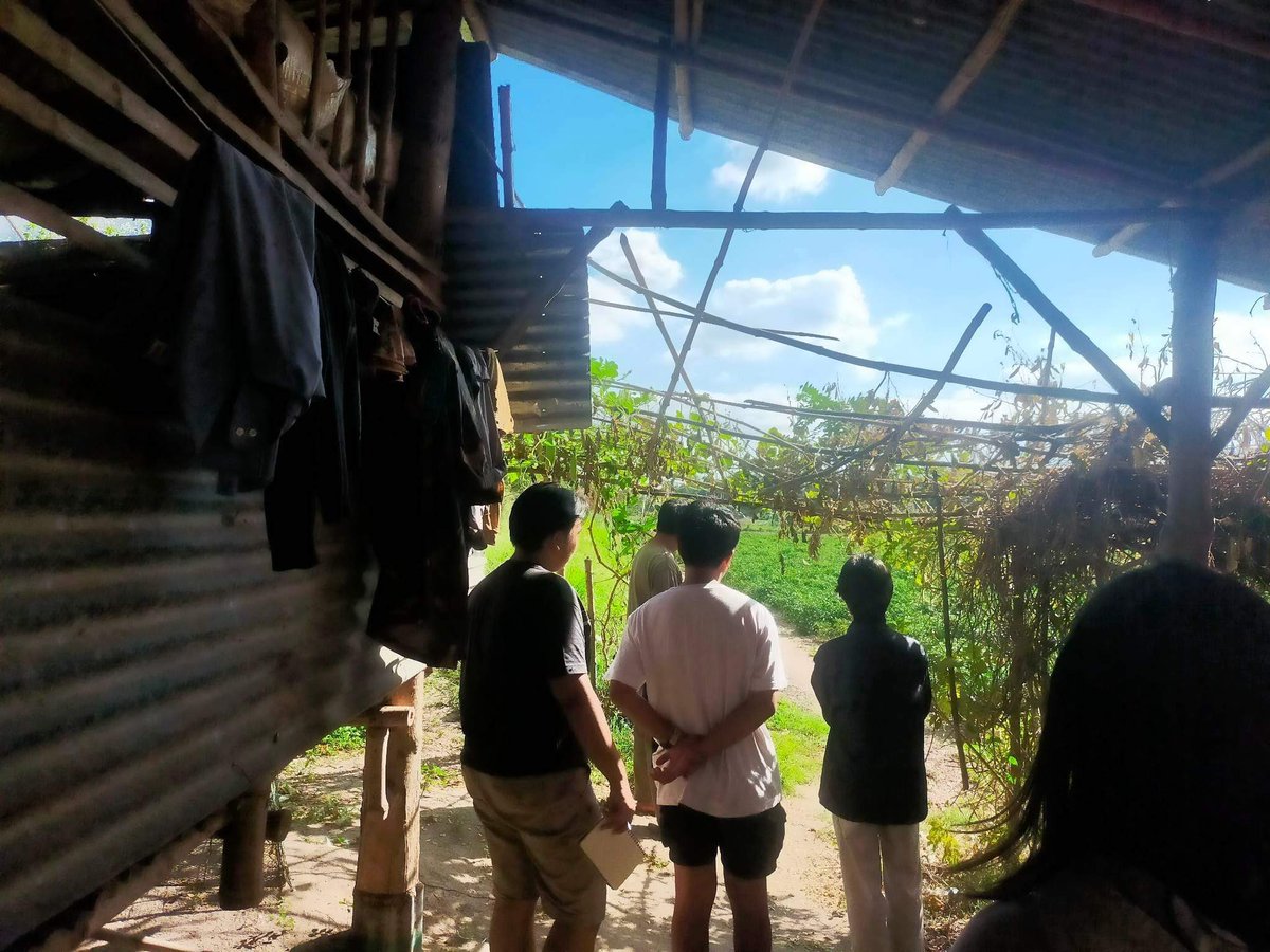 papelphs's tweet photo. Ayon sa mga magsasaka, ang tulong na nakukuha nila sa pamahalaan, kung hindi expired ay wala sa hulog / panahon. Kaya hindi kataka-taka ang implasyon na nakakaapekto sa libo-libong PHSians at kanilang mga pamilya. 

#MakiPAPEL
#SupportLocalProduction https://t.co/UiFitFbUQ1
