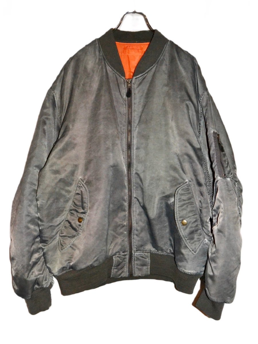 tex_garments's tweet image. 【New In】

Used / Local Made MA-1 Flight Jacket 

Color: Khaki

8,800 JPY (Tax In)

Web Shopにも掲載しております。プロフィール欄URLより。

アイテムの詳細はDMにて
お問い合わせ下さいませ。

ーーーーー
#texosaka
#flightjacket #ma1 
#used #usedclothing
#vintage #vtg #vintageclothing