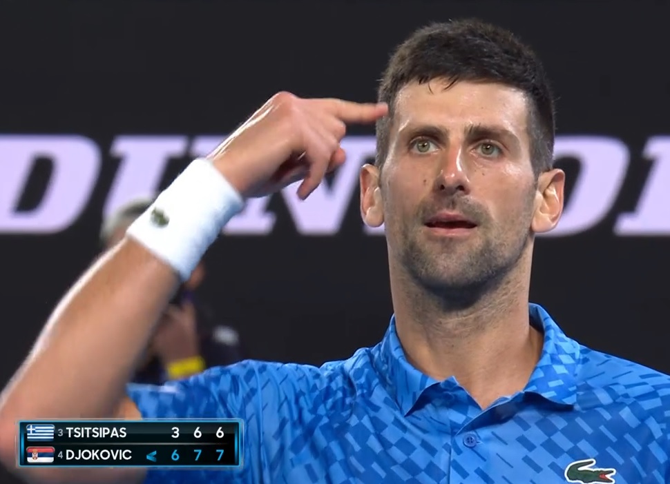 TennisLegende's tweet photo. Point faible : trop fort. 

22e Grand Chelem pour Novak Djokovic, 10e Open d'Australie. Le Serbe a survolé le tournoi et égale Rafa Nadal au nombre de Majeurs.

Il retrouve aussi la place de n°1 mondial. Le BOSS. https://t.co/GoeSk4HyGB