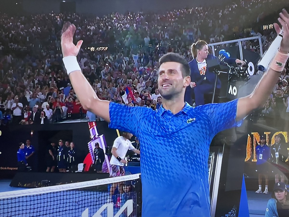 SrTrastamara's tweet photo. Querían un villano y acabaron creando un nuevo héroe. @DjokerNole gana el torneo que se le prohibió jugar el año pasado en base a la mayor mentira de nuestro tiempo. Libertad 1 - Opresión 0. https://t.co/7FyInksRbu