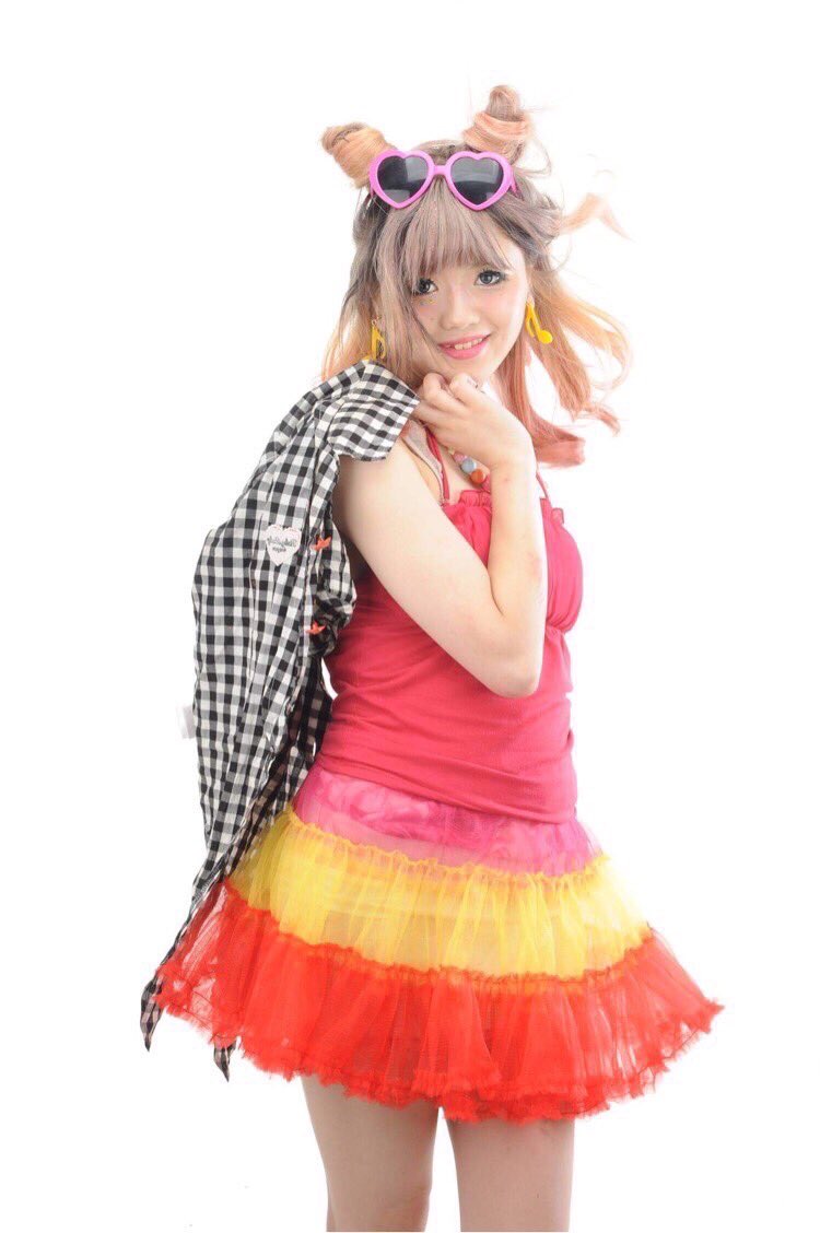 ひとみんラッパー _ hitomin tour 2023 – YVRNNV