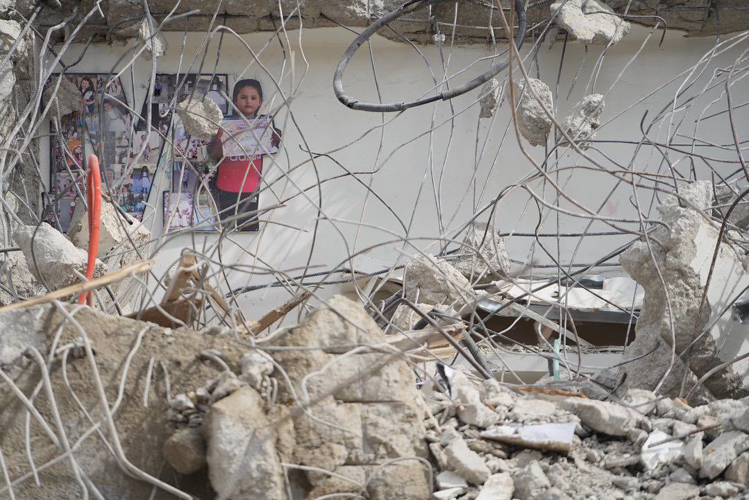 MyPalestine0's tweet photo. هكذا هدمت قوات الاحتلال بيوت الفلسطينيين اليوم! 

هل سنسمع من يدافع عنهم او اليسوا "مدنيين" https://t.co/2C7i6sMFxe