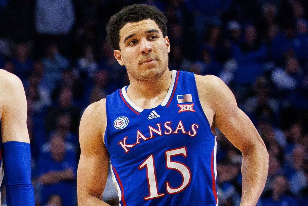 FansOfKU's tweet image. Last night, on an offensive possession that was going nowhere, Kevin McCullar hit a CLUTCH three to beat the shot clock buzzer and put us up by 7 with 3 minutes to go. Kevin had missed his last 12 threes before this one. Absolutely love the “KEEP SHOOTING” mindset.