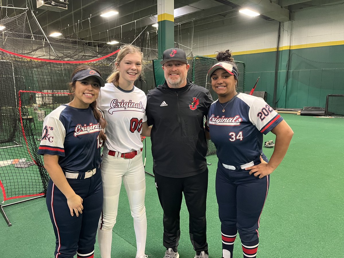 marysa rogers tweet media