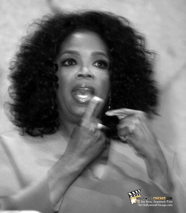 fotogod63's tweet image. "Forget this Lady's birthday today and you're gonna get your ass whooped"...Happy 69th to Oprah and all hail the Queen! Photographed 6/16/2011 Chicago #Oprah #oprahwinfrey #ownnetwork #happybirthday #starstruckfoto @Oprah