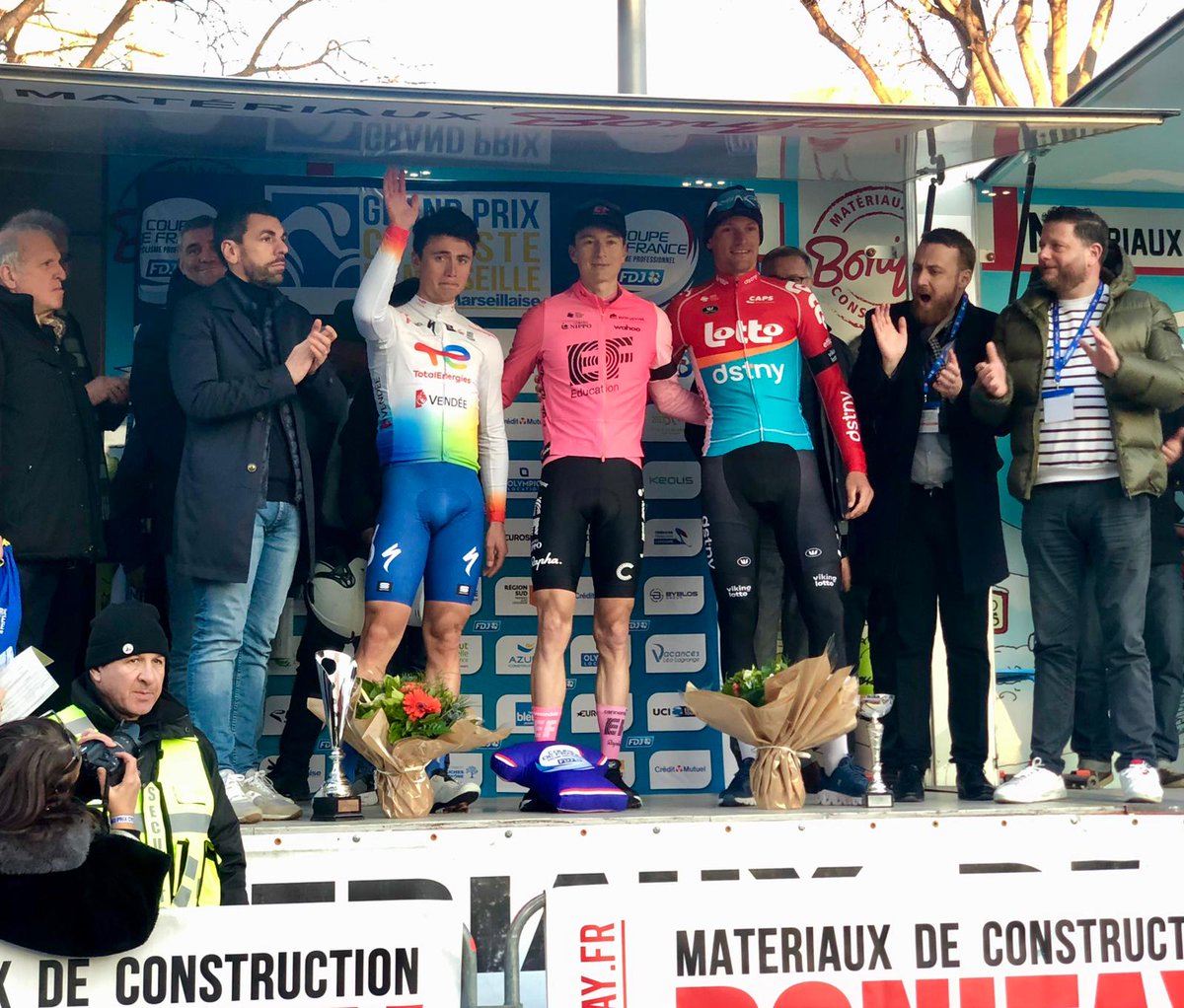Le podium du #GPLM2023 

🥇 <a href="/NPowless/">Neilson Powless</a> - <a href="/EFprocycling/">EF Pro Cycling</a> 
🥈 <a href="/ValentinFerron/">Valentin Ferron</a> - <a href="/TeamTotalEnrg/">Team TotalEnergies</a> 
🥉 <a href="/Brentvanmoer/">Brent Van Moer</a> - @lotto_dstny 
 
Bravo à tous 🙌