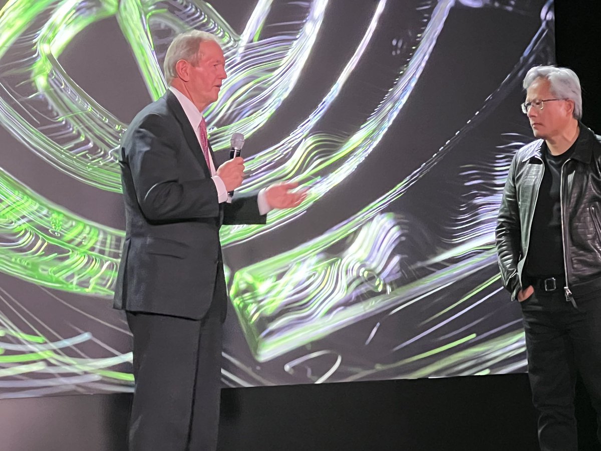 DatateraTech's tweet photo. What a privilige of being in CEO of @nvidia @NVIDIAAI Jensen Huang presence during his visit in Stockholm, Sweden🇸🇪 Revolutionize the technology by using data to program software👩💻which is Software 2.0 all about🚀
#datatera #wearedatatera #nvidia #jensenhuang #weareai https://t.co/oBBP7U12J5