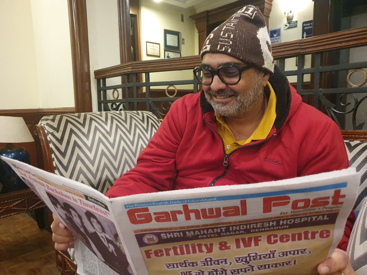 Renowned Gujarati filmmaker #VipulMehta with the day's #GarhwalPost in Dehradun! 💖💕