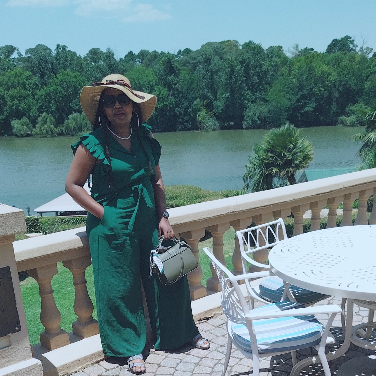 Manana_Reah's tweet photo. #NewProfilePic https://t.co/o09mI5mCMC