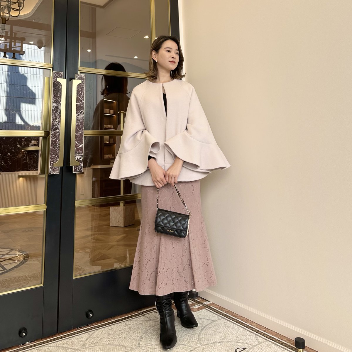 くつろぎカフェタイム herliptoConvertible Faux Fur Tippet Coat