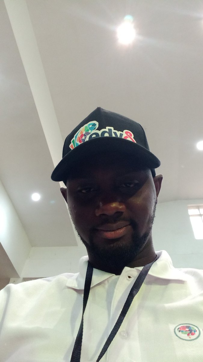 Edv8 is out here with our jolly friend @dr_ajani. Thank you for representing us at the ongoing #EGovHackathon at <a href="/IlorinHub/">Ilorin Innovation Hub</a>. Quiet an impactful event...