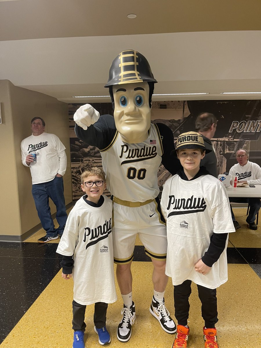 AshleyKutch's tweet photo. White out for Michigan State.#boilerup https://t.co/VoJc9LpV0M