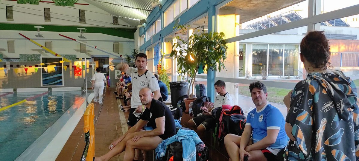 CnbMasters's tweet photo. I Jornada de la VIII Liga Master Extremadura, celebrada ayer 28 de enero en Don Benito.
Gracias al Ayuntamiento de Don Benito y al Club Don Benito Acuarun por asumir esta jornada. Esta piscina tiene algo que hace que disfrutemos y nos lo pasemos en grande.
¡Ale Badajoz!🦁
+info⬇️ https://t.co/L7r7Hj6gFw