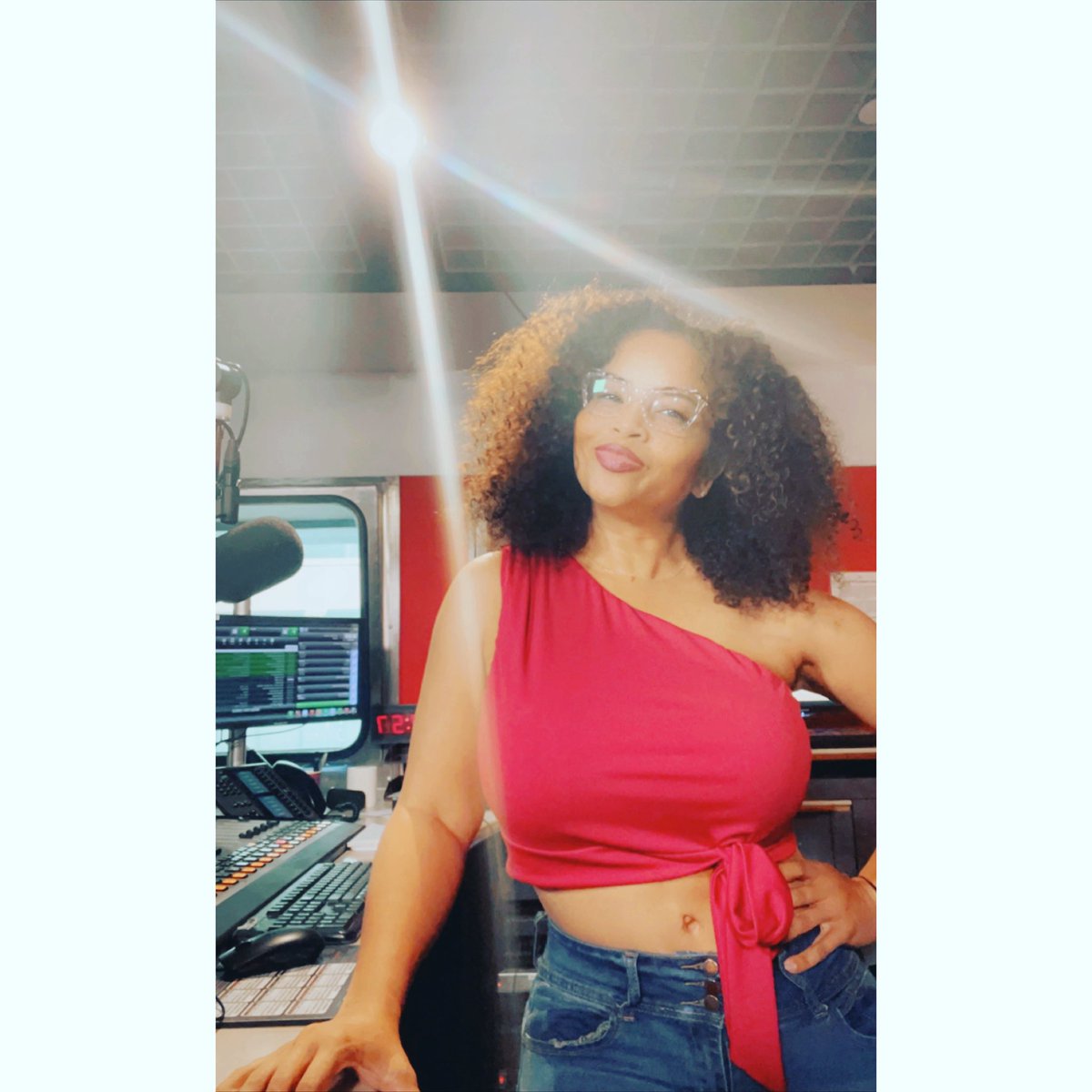 iamladawnblack's tweet photo. Hey loves! I am on air right now on @wbls1075nyc 11a-3p … Listen in!
#PositiveVibes #ThrowbackQuestion #TakeYourTemperature #AskLaDawn
107.5 FM / https://t.co/l04L3xmZZC / Radio Ap
#ladawnblack #ladawnblackshow #radio #ny #nyc #nj #ct #tristate #wbls #wblsfm #wbls1075nyc https://t.co/5EV94GEUpE