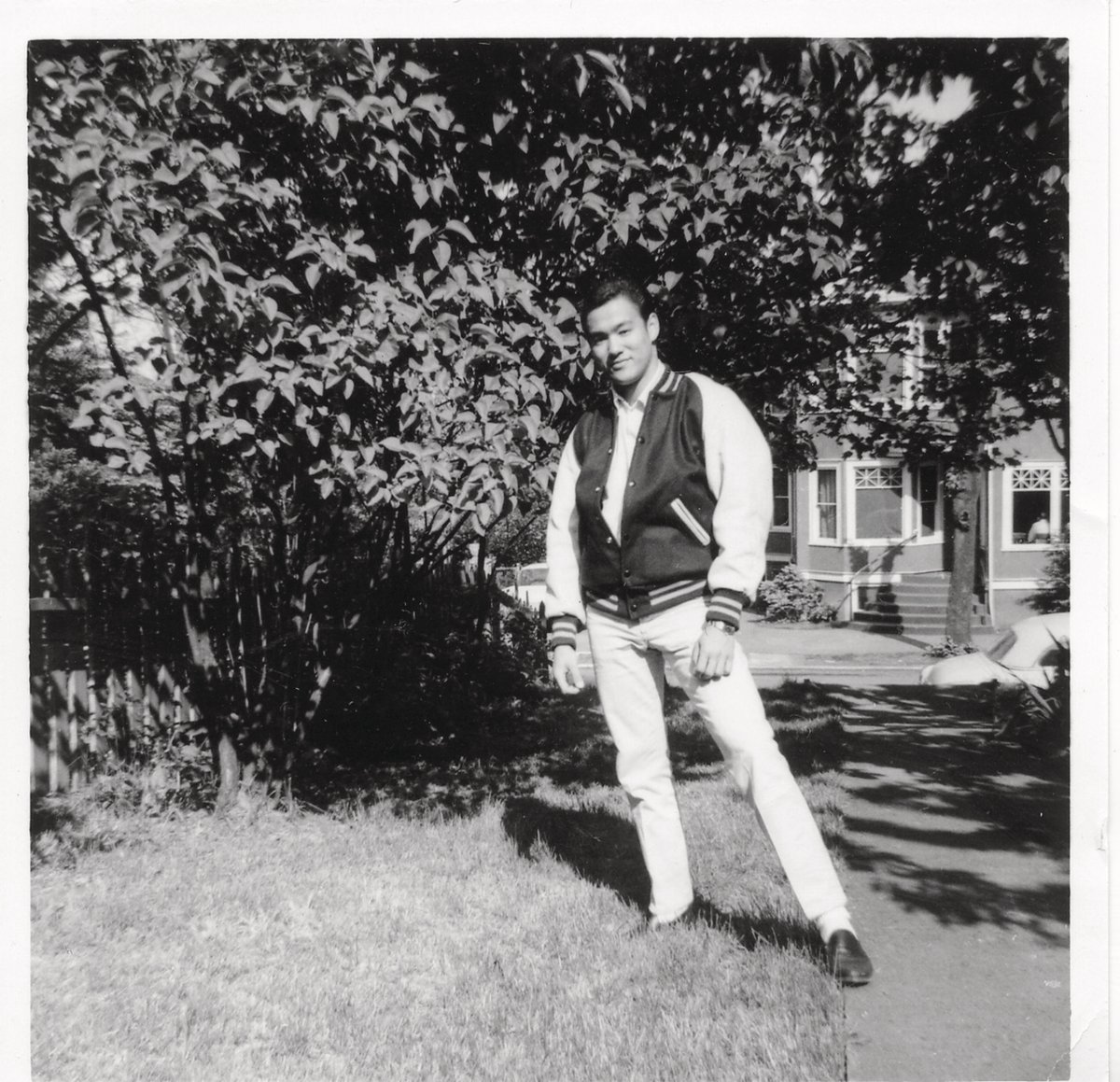 brucelee's tweet image. Best-selling jackets and more are on sale now in the #BruceLee Official Store.  Get yours here 👉 bit.ly/3RaQtp0

#BLStore #jackets #onsale #shopping #sale #martialarts