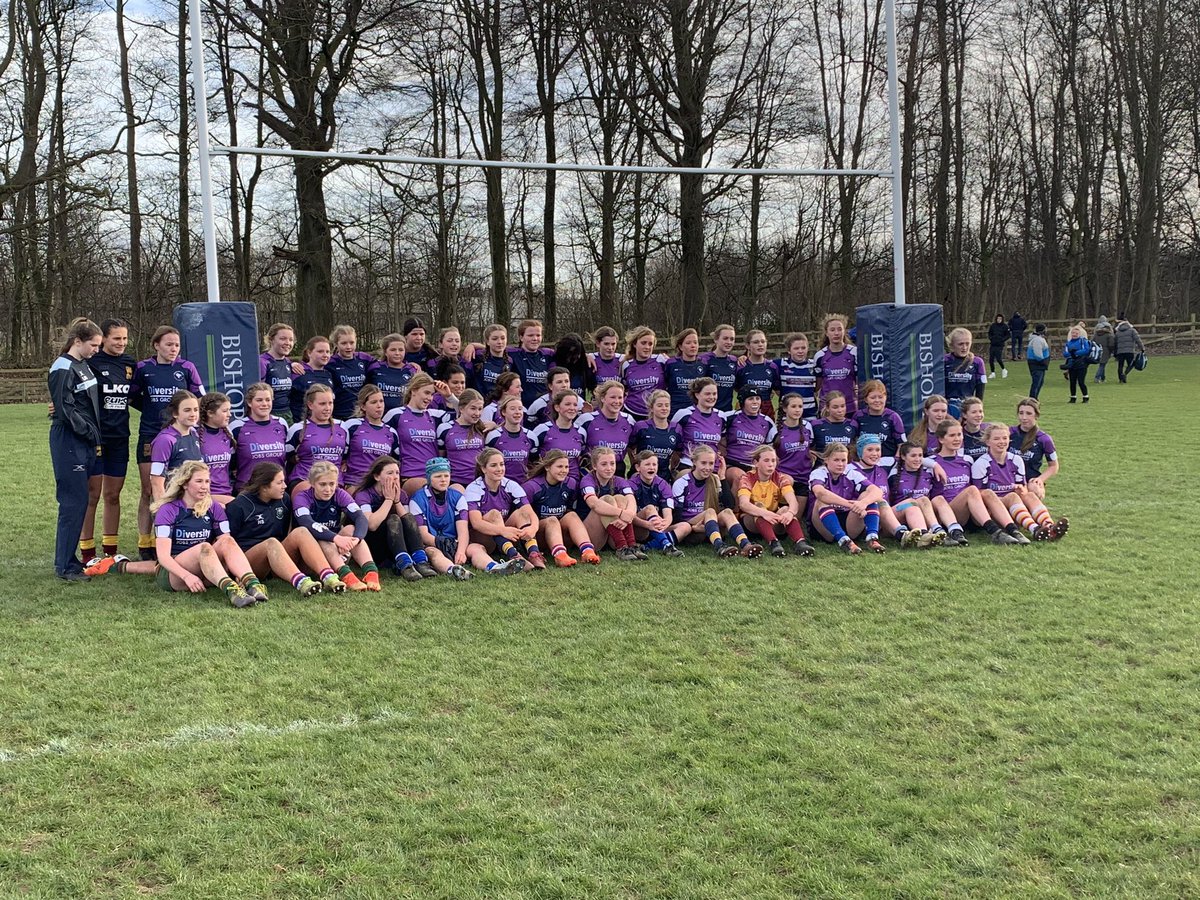 seanyT79's tweet photo. A brilliant day @BishopBurton watching some amazing rugby from the @girlsdpp_yrfu . Some great clubs in Yorkshire with the girls creating great friendships and team mates along the way. #futureredroses @selby_rufc https://t.co/uOUaZXyImo