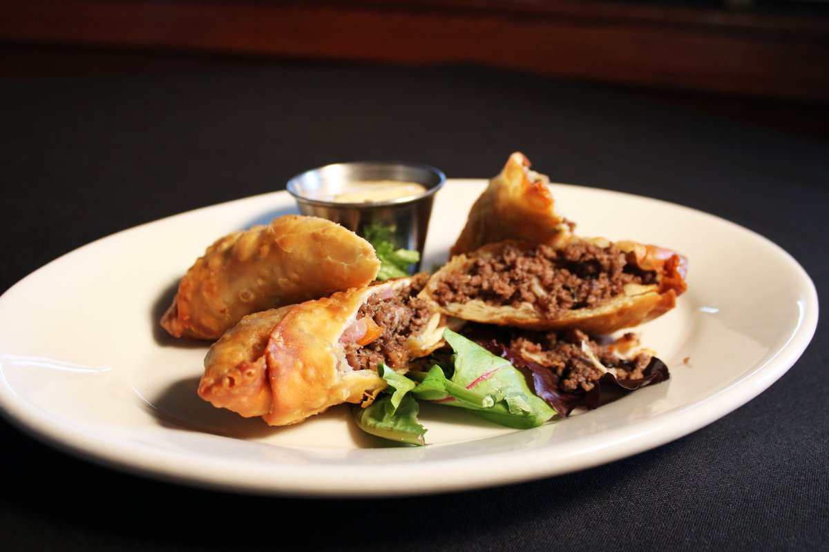 Gameday meets all-day happy hour. 🏈

Join us in the bar area for discounted cocktails &amp; bites and to cheer on the boys in red! Kick-off is at 5:30; see you soon!