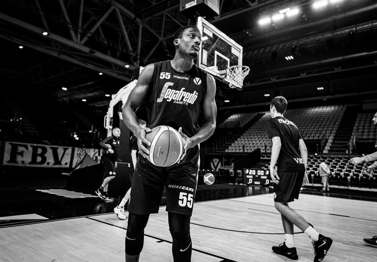 VirtusBo's tweet photo. WELCOME BACK ABI ❤️

#AmoreInfinito https://t.co/TVpvxhYYfN