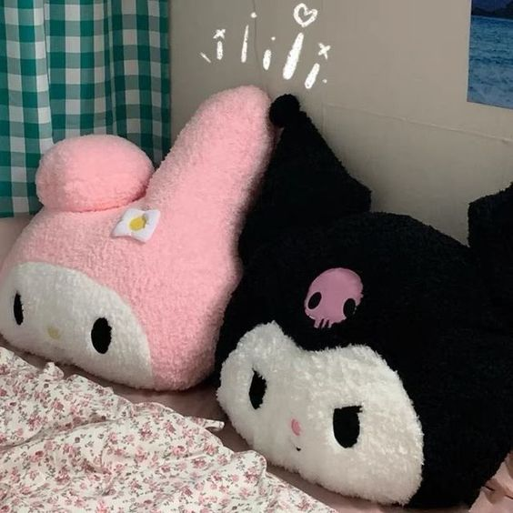 my melody and kuromi pillows 💓