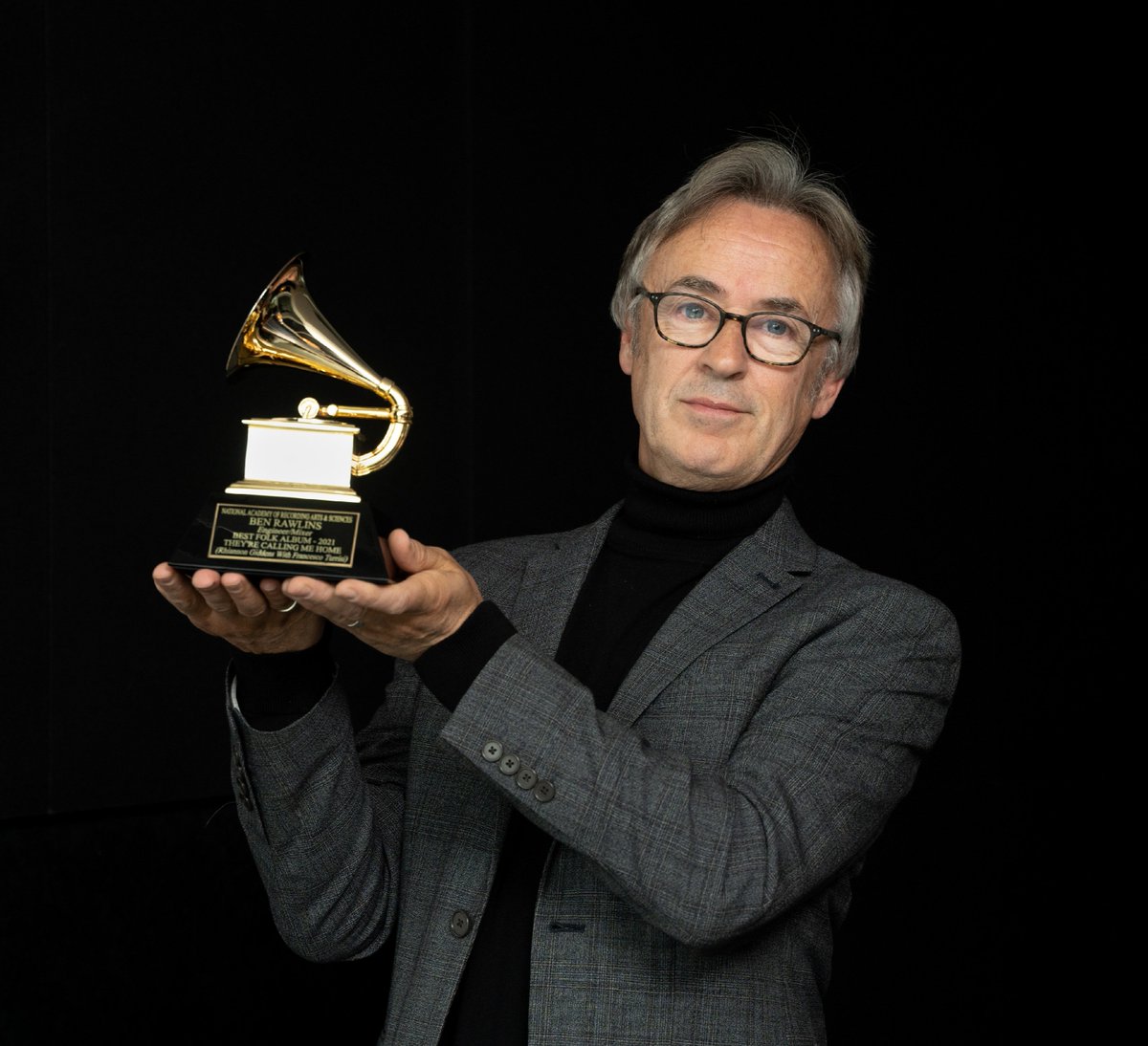 With the 65th Grammy awards just around the corner, I've had time to reflect on what a rollercoaster of a ride the last few years have been. Some amazing highs and lows but as the man sang "That's Life" #Theyrecallingmehome